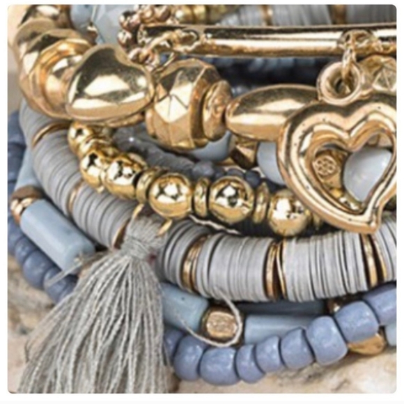 4- MULTI-LAYERED STRETCH BEADED BRACELETS-NEW-Set of 4. - Picture 6 of 7